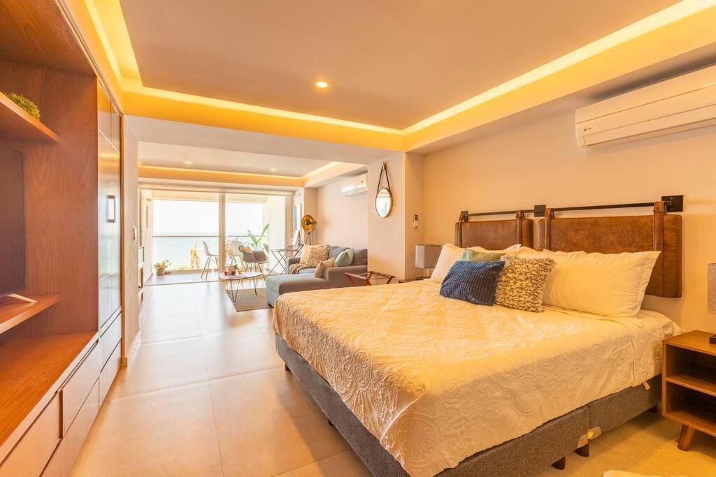 Harbor 7010 By Moikkarentals Beachfront 600Mb Wifi Пуэрто-Вальярта Экстерьер фото